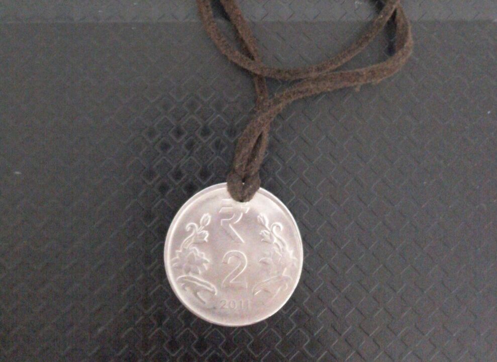 amulet novčić za privlačenje bogatstva